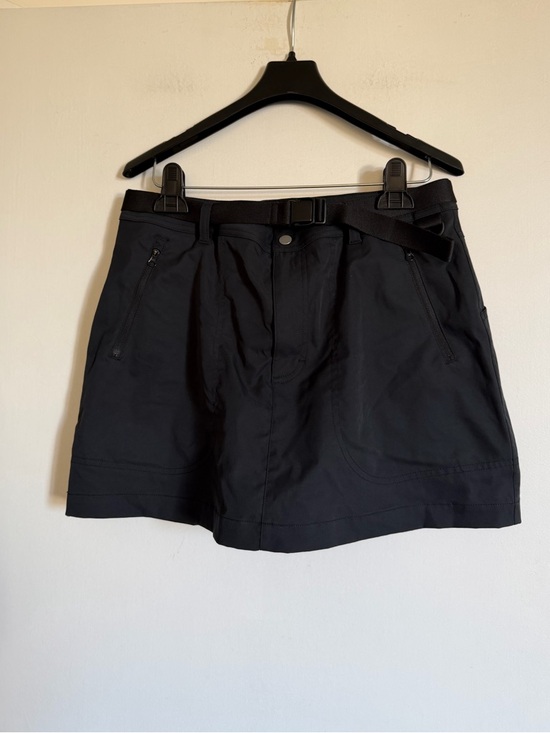 Outdoor Voices Pants - Outdoor Voices Black Belted Rec Trek Athletic Skort size Medium EUC